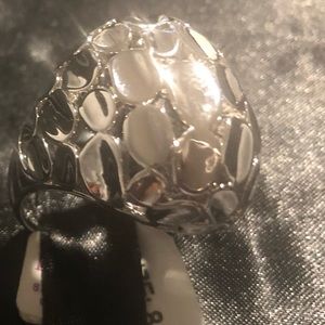 New Lia Sophia ring sz8